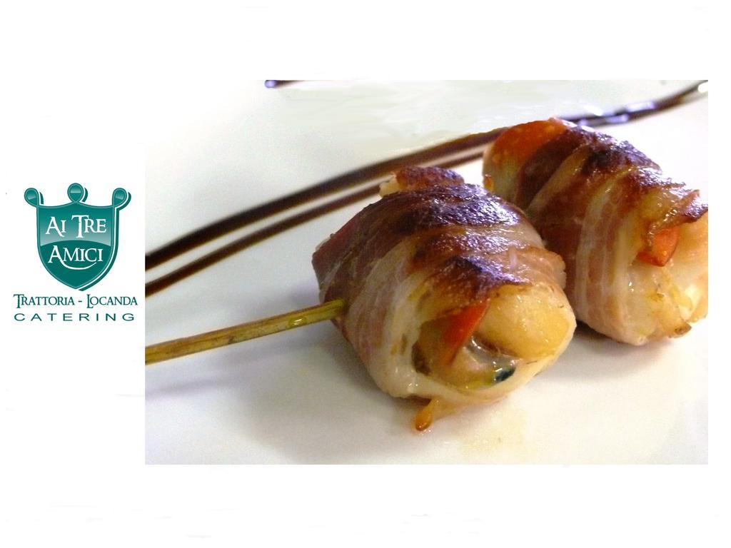 Mortegliano Trattoria Locanda Ai Tre Amici מראה חיצוני תמונה